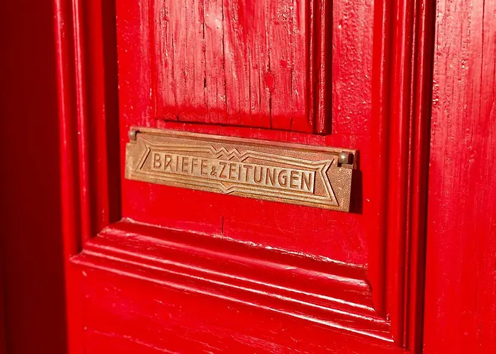 Werderapartment, Und Dz